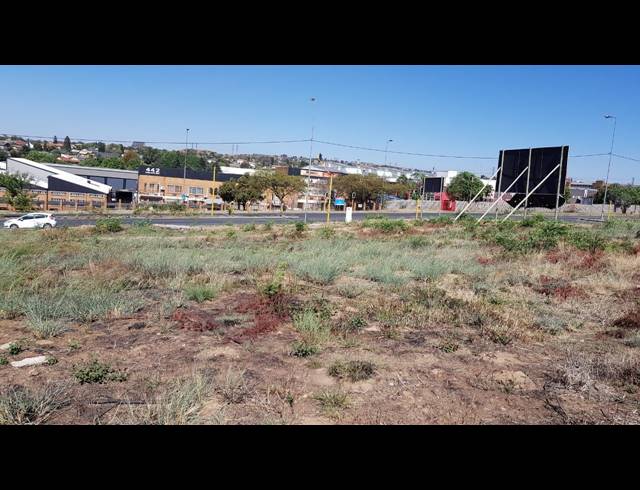 26,736M² VACANT LAND FOR SALE IN TULISA PARK